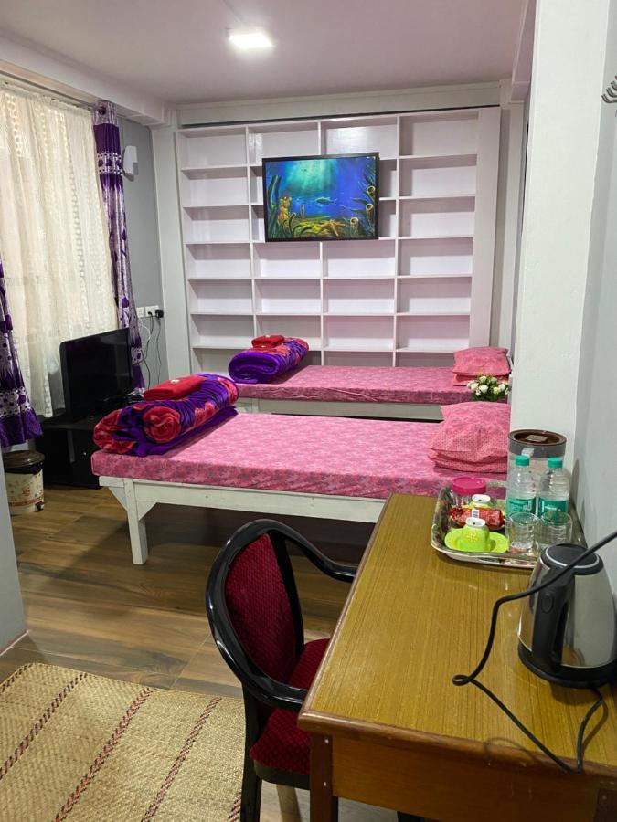 Jan Homestay Shillong Eksteriør bilde